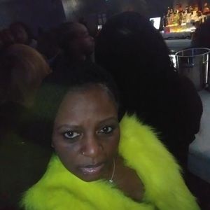 Meet your Posher, Ethel